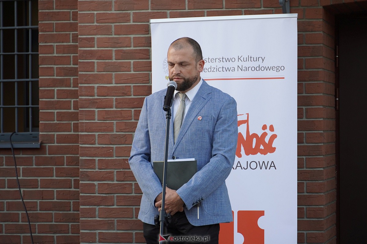 Otwarcie wystawy „Solidarność do wojska!” w Muzeum Żołnierzy Wyklętych [27.09.2023] - zdjęcie #4 - eOstroleka.pl