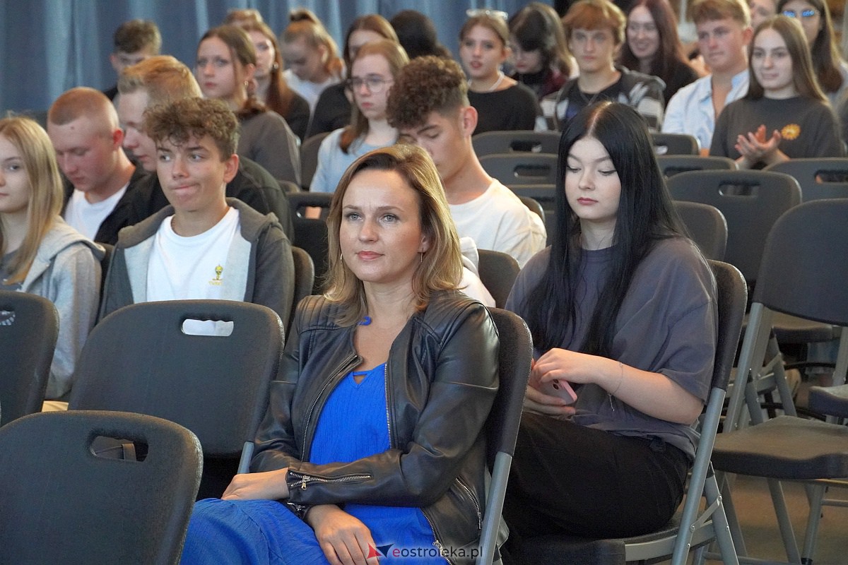 Ostrołęckie Dni Młodzieży. Na początek tiktoker Kacper Zembrzucki [28.09.2023] - zdjęcie #37 - eOstroleka.pl