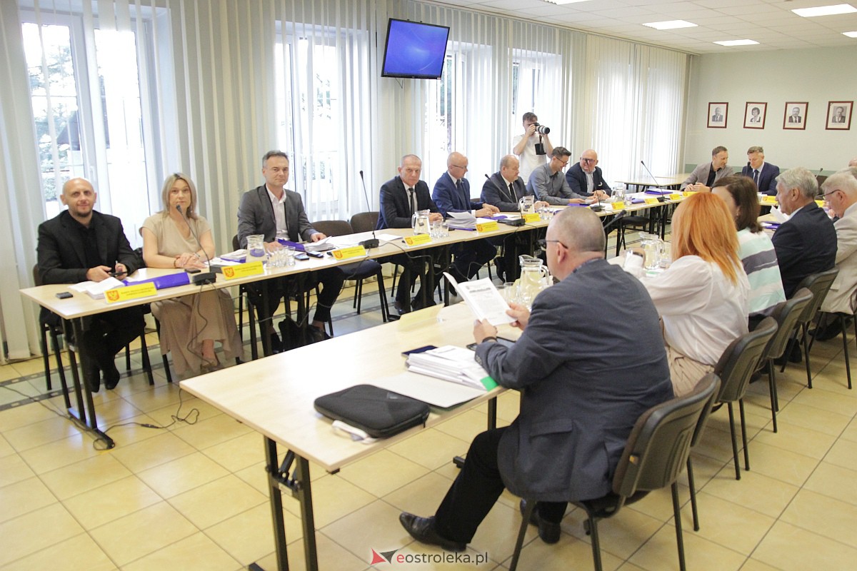 LXXXVII Zwyczajna Sesja Rady Miasta Ostrołęki [28.09.2023] - zdjęcie #44 - eOstroleka.pl