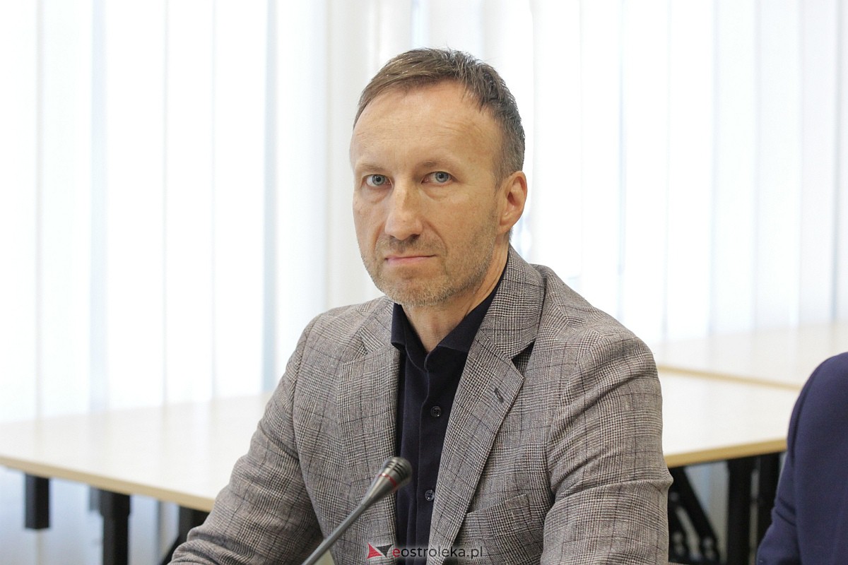 LXXXVII Zwyczajna Sesja Rady Miasta Ostrołęki [28.09.2023] - zdjęcie #25 - eOstroleka.pl
