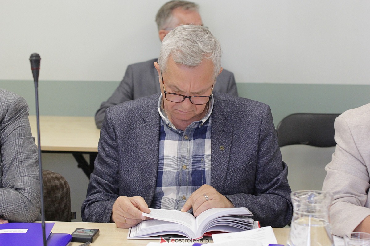 LXXXVII Zwyczajna Sesja Rady Miasta Ostrołęki [28.09.2023] - zdjęcie #18 - eOstroleka.pl
