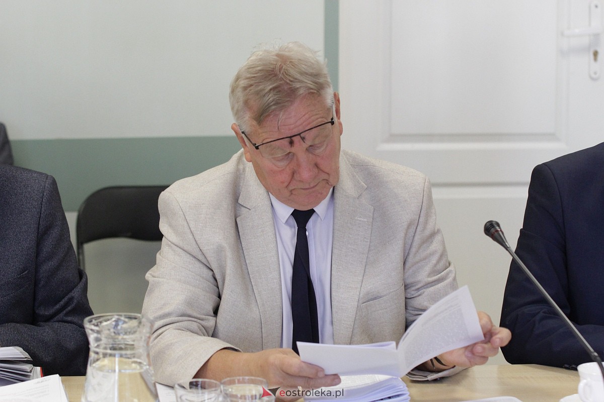 LXXXVII Zwyczajna Sesja Rady Miasta Ostrołęki [28.09.2023] - zdjęcie #17 - eOstroleka.pl