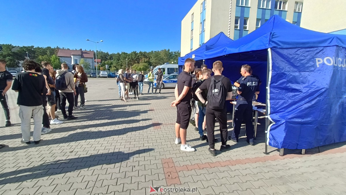 Dzień otwarty w Komendzie Miejskiej Policji w Ostrołęce [28.09.2023] - zdjęcie #1 - eOstroleka.pl