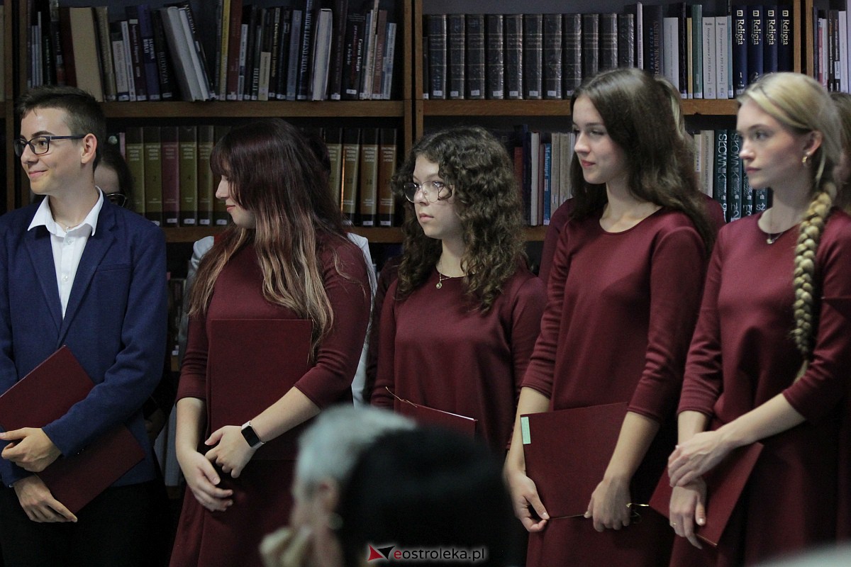 Słownik dialektu kurpiowskiego - dzieło życia Henryka Gadomskiego [28.09.2023] - zdjęcie #29 - eOstroleka.pl