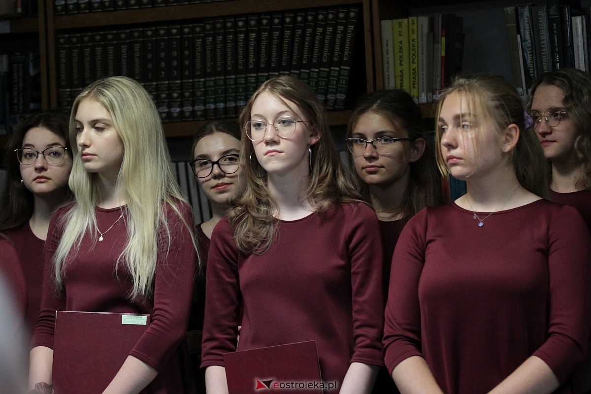 Słownik dialektu kurpiowskiego - dzieło życia Henryka Gadomskiego [28.09.2023] - zdjęcie #18 - eOstroleka.pl