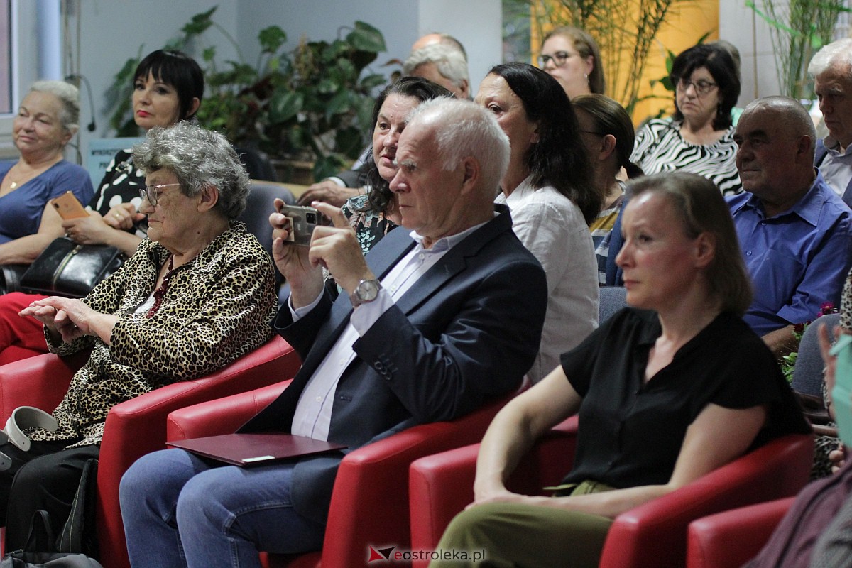 Słownik dialektu kurpiowskiego - dzieło życia Henryka Gadomskiego [28.09.2023] - zdjęcie #12 - eOstroleka.pl