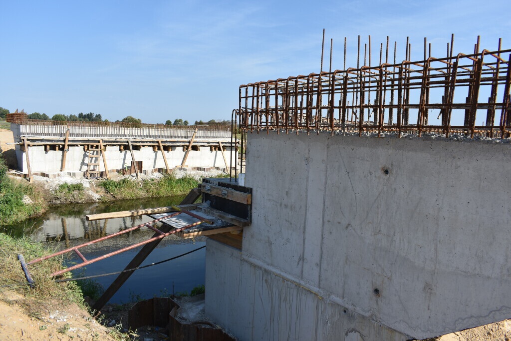 Budują się mosty na Orzu i Piasecznicy - zdjęcie #6 - eOstroleka.pl