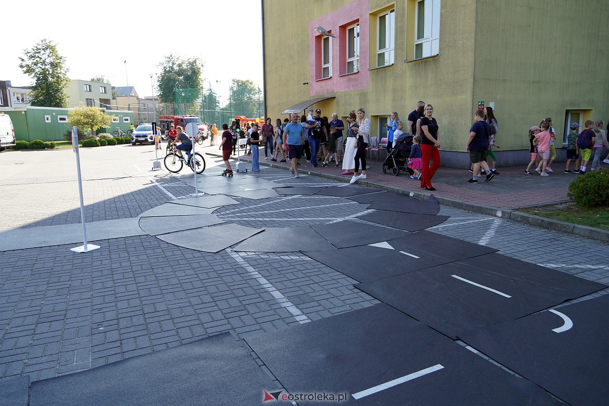 Festyn Bezpieczni z Szóstką [29.09.2023] - zdjęcie #118 - eOstroleka.pl