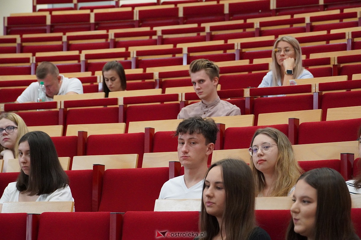 Inauguracja roku akademickiego 2023/2024 w ostrołęckim WSAP [29.09.2023] - zdjęcie #75 - eOstroleka.pl