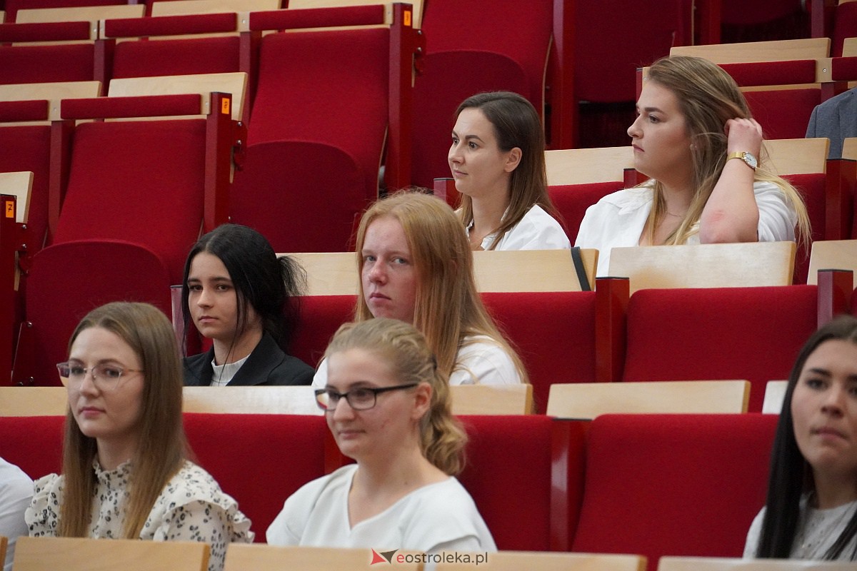 Inauguracja roku akademickiego 2023/2024 w ostrołęckim WSAP [29.09.2023] - zdjęcie #73 - eOstroleka.pl