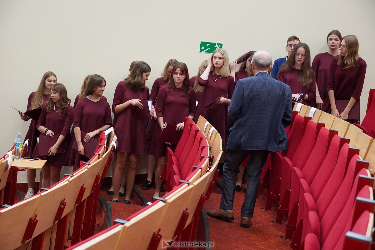 Inauguracja roku akademickiego 2023/2024 w ostrołęckim WSAP [29.09.2023] - zdjęcie #58 - eOstroleka.pl
