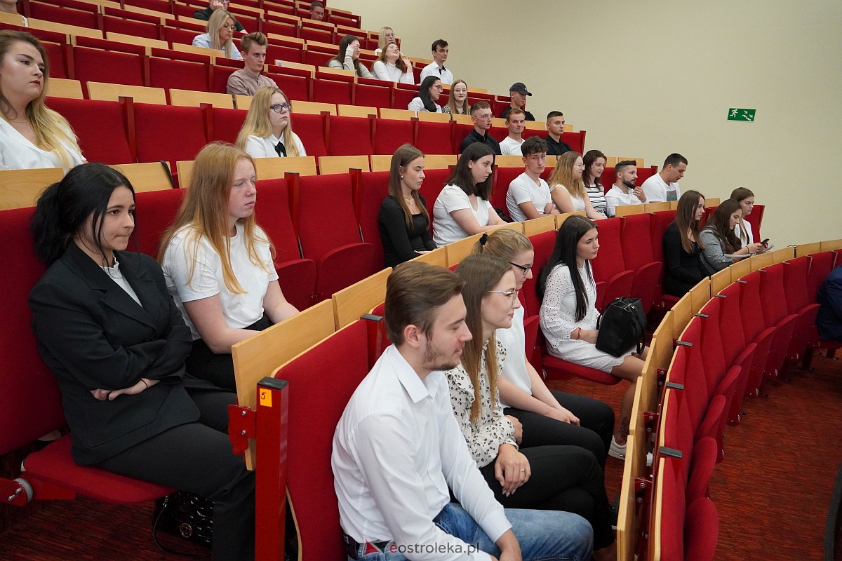 Inauguracja roku akademickiego 2023/2024 w ostrołęckim WSAP [29.09.2023] - zdjęcie #57 - eOstroleka.pl