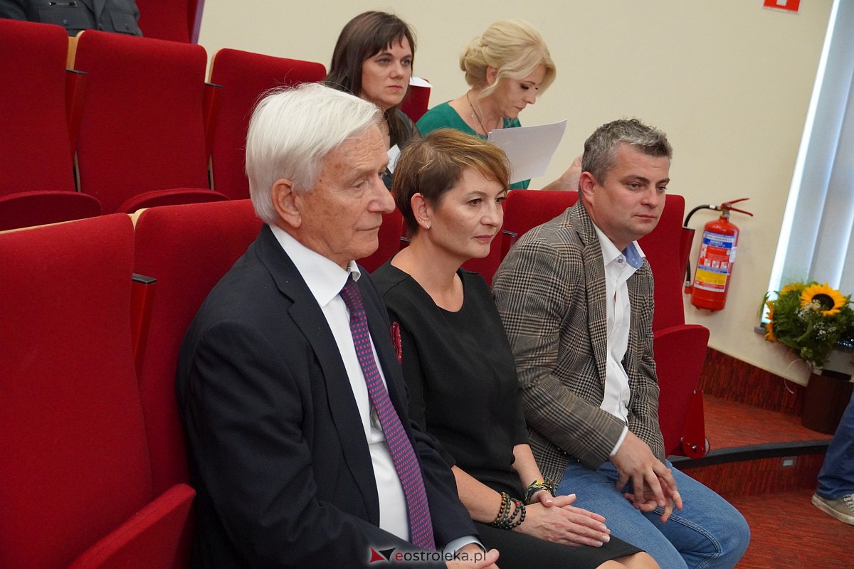 Inauguracja roku akademickiego 2023/2024 w ostrołęckim WSAP [29.09.2023] - zdjęcie #37 - eOstroleka.pl