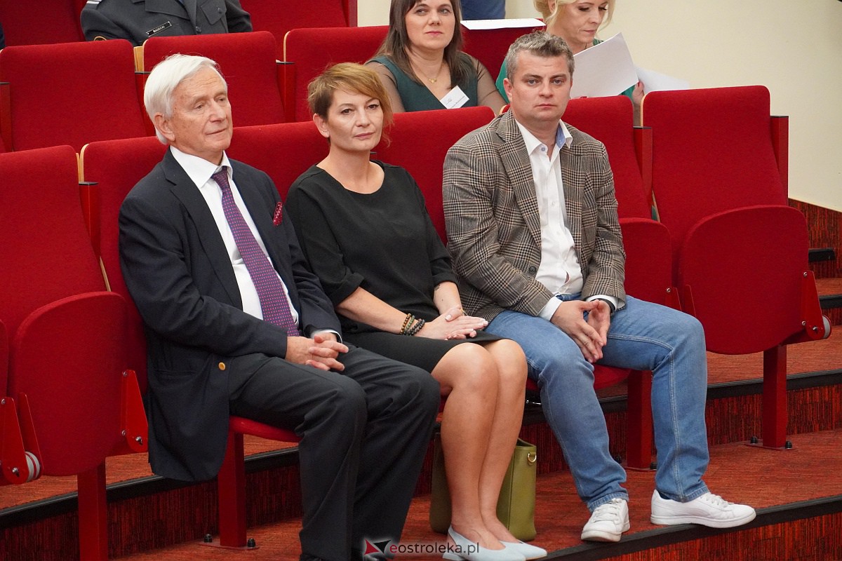 Inauguracja roku akademickiego 2023/2024 w ostrołęckim WSAP [29.09.2023] - zdjęcie #34 - eOstroleka.pl