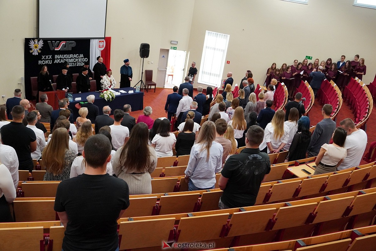 Inauguracja roku akademickiego 2023/2024 w ostrołęckim WSAP [29.09.2023] - zdjęcie #24 - eOstroleka.pl