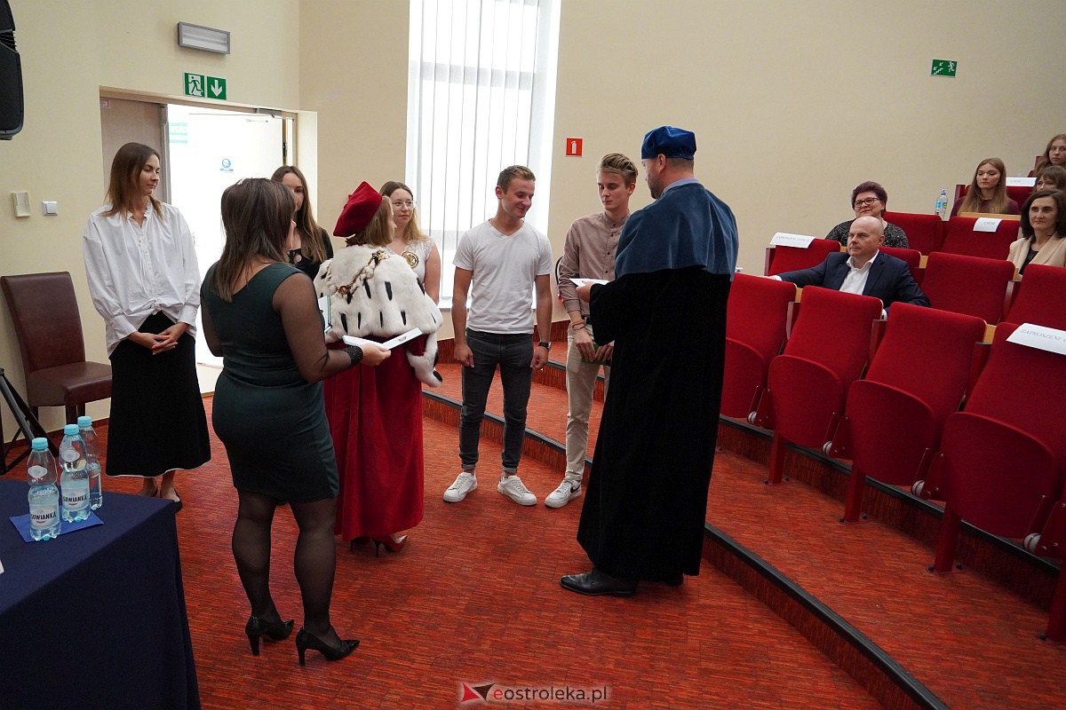 Inauguracja roku akademickiego 2023/2024 w ostrołęckim WSAP [29.09.2023] - zdjęcie #8 - eOstroleka.pl