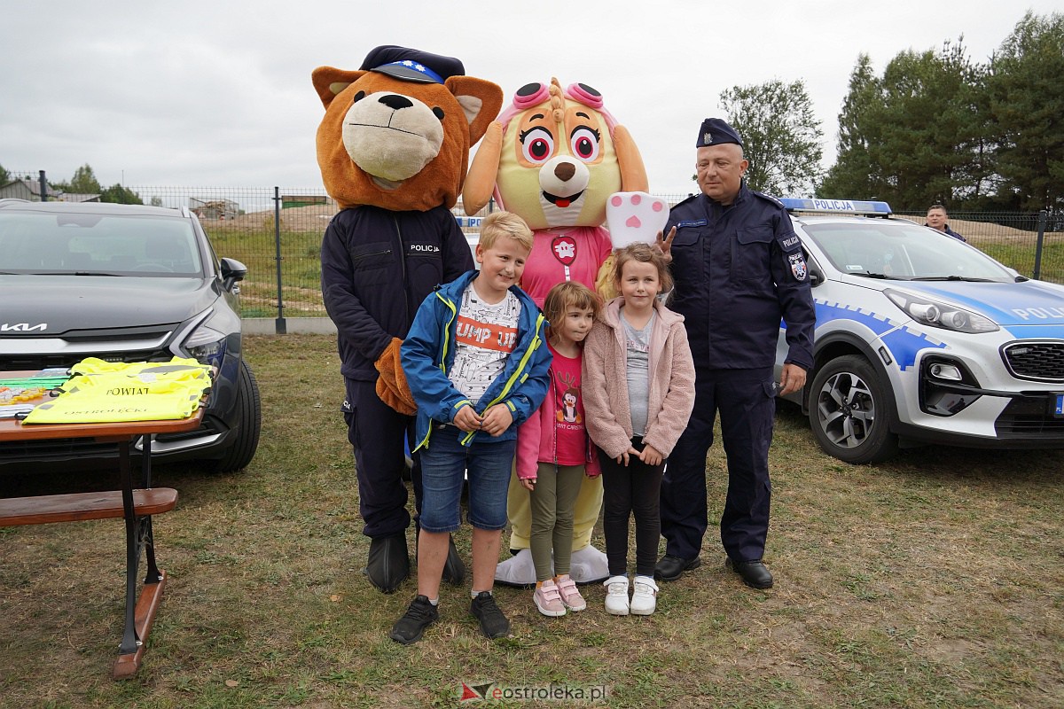 Festyn Rodzinny w Jankach Młodych Z Jankowiankami zadbaj o zdrowie [30.09.2023] - zdjęcie #91 - eOstroleka.pl