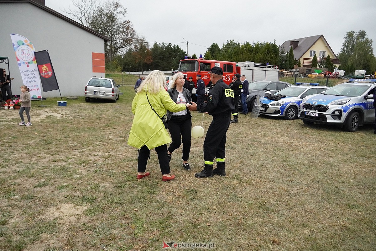 Festyn Rodzinny w Jankach Młodych Z Jankowiankami zadbaj o zdrowie [30.09.2023] - zdjęcie #75 - eOstroleka.pl
