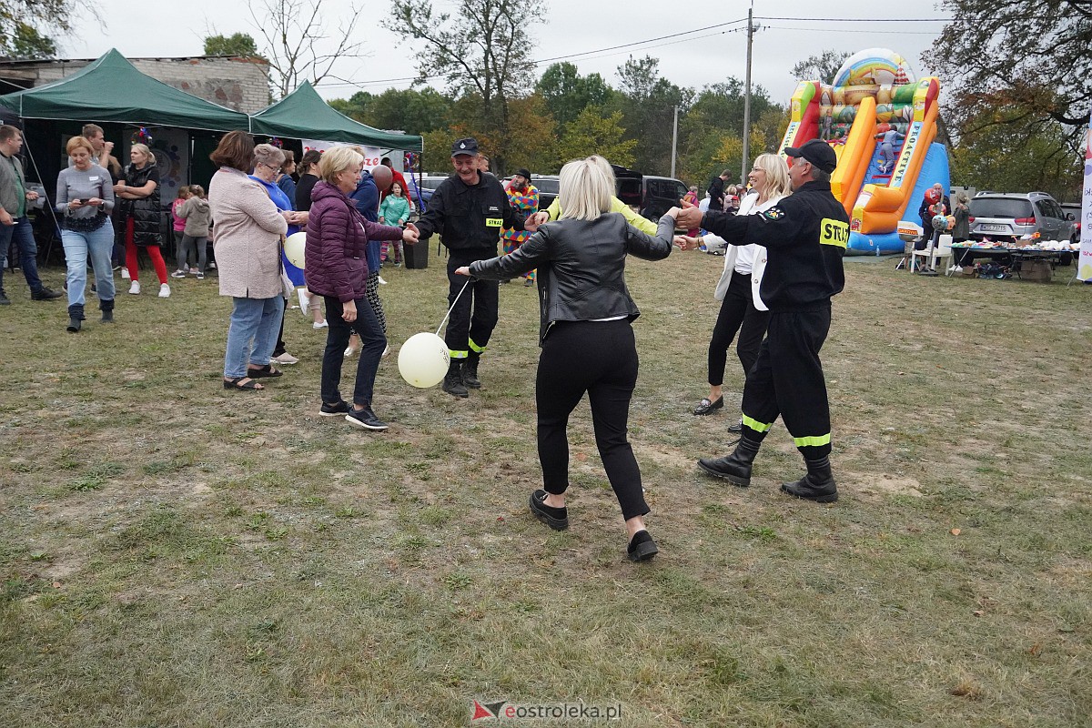 Festyn Rodzinny w Jankach Młodych Z Jankowiankami zadbaj o zdrowie [30.09.2023] - zdjęcie #70 - eOstroleka.pl