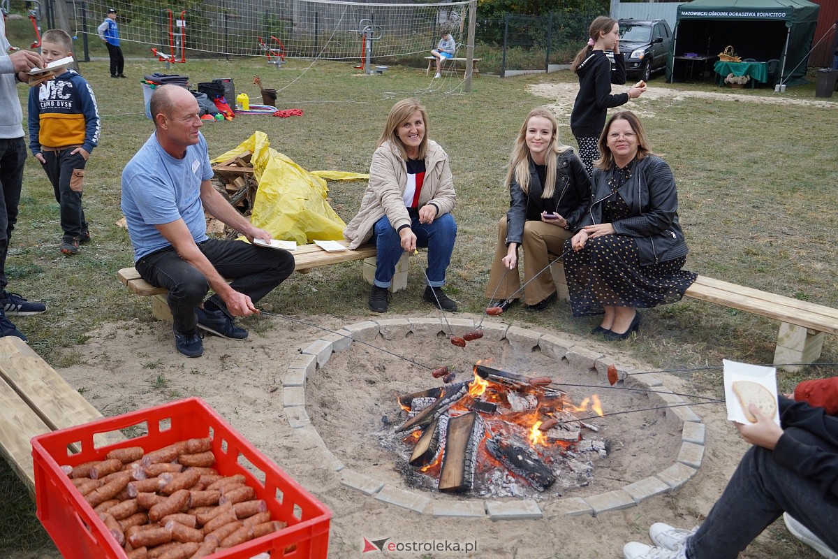 Festyn Rodzinny w Jankach Młodych Z Jankowiankami zadbaj o zdrowie [30.09.2023] - zdjęcie #54 - eOstroleka.pl