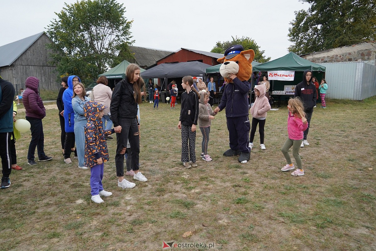 Festyn Rodzinny w Jankach Młodych Z Jankowiankami zadbaj o zdrowie [30.09.2023] - zdjęcie #20 - eOstroleka.pl