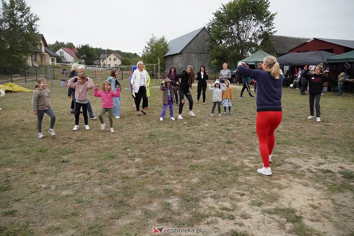 Festyn Rodzinny w Jankach Młodych Z Jankowiankami zadbaj o zdrowie [30.09.2023] - zdjęcie #14 - eOstroleka.pl