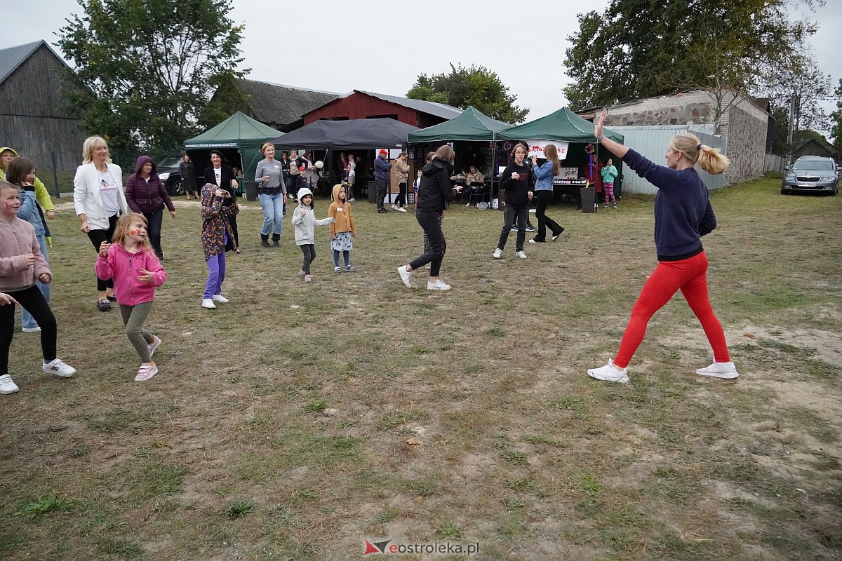 Festyn Rodzinny w Jankach Młodych Z Jankowiankami zadbaj o zdrowie [30.09.2023] - zdjęcie #13 - eOstroleka.pl