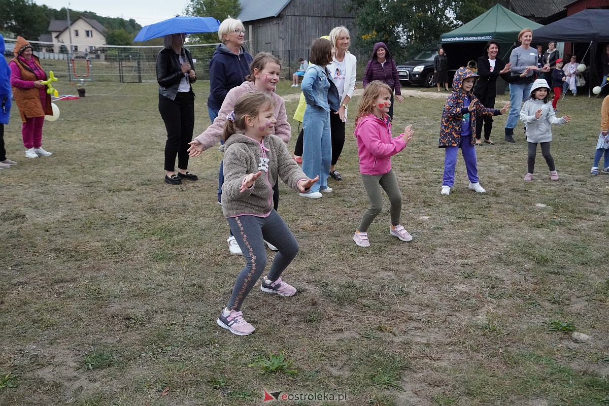 Festyn Rodzinny w Jankach Młodych Z Jankowiankami zadbaj o zdrowie [30.09.2023] - zdjęcie #12 - eOstroleka.pl