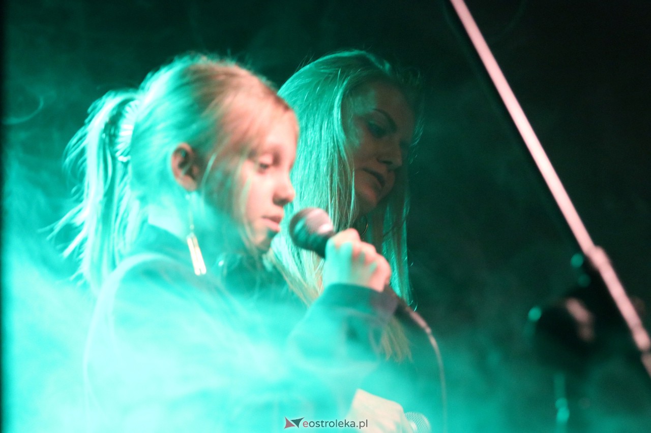 Koncert pożegnalny Studia Piosenki [29.09.2023] - zdjęcie #11 - eOstroleka.pl