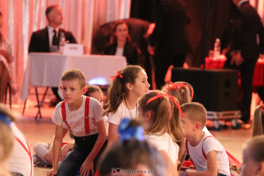 Turniej tańca O Złotą Podwiązkę [30.09.2023] - zdjęcie #18 - eOstroleka.pl
