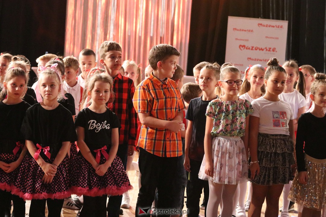 Turniej tańca O Złotą Podwiązkę [30.09.2023] - zdjęcie #1 - eOstroleka.pl