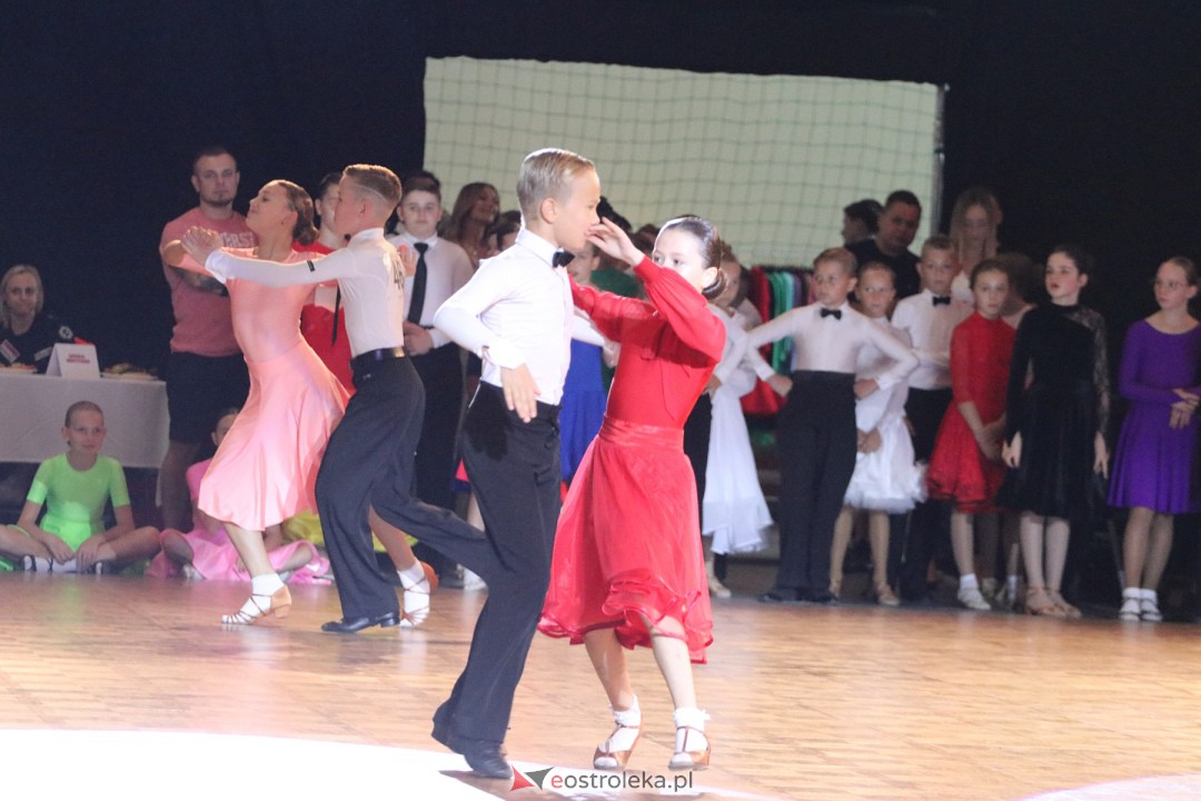 Turniej tańca O Złotą Podwiązkę [30.09.2023] - zdjęcie #28 - eOstroleka.pl