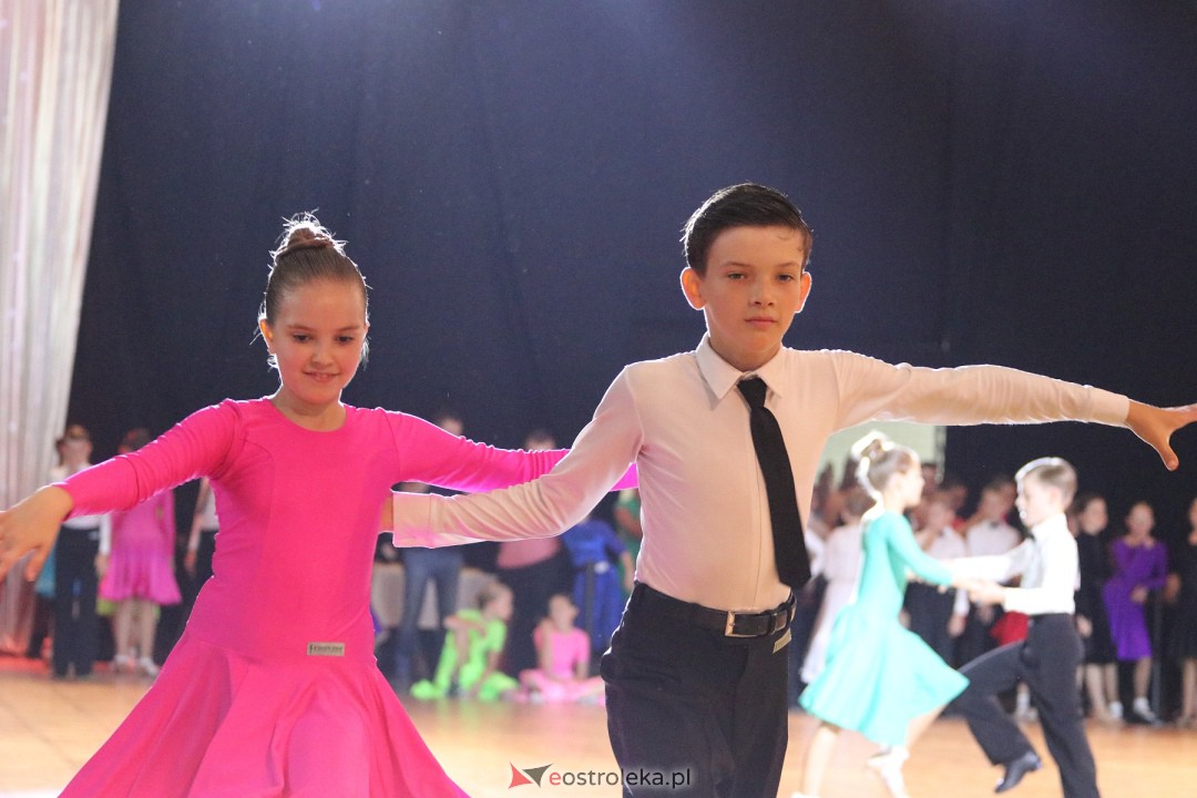 Turniej tańca O Złotą Podwiązkę [30.09.2023] - zdjęcie #53 - eOstroleka.pl