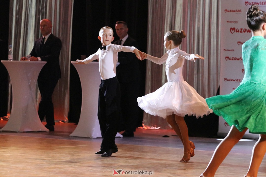 Turniej tańca O Złotą Podwiązkę [30.09.2023] - zdjęcie #54 - eOstroleka.pl
