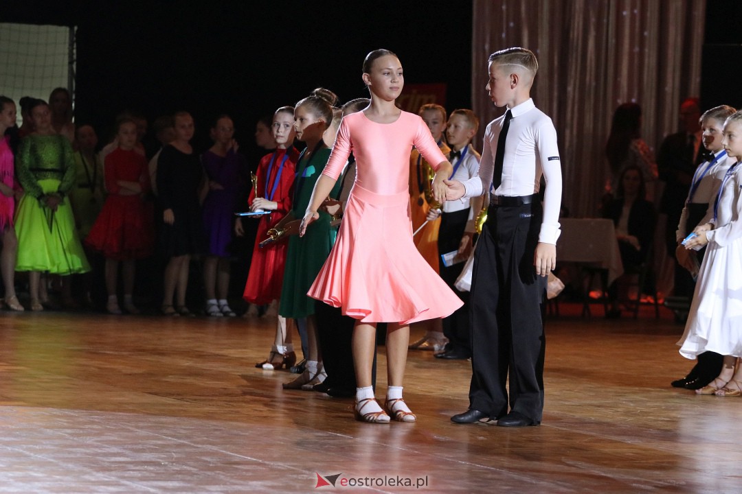 Turniej tańca O Złotą Podwiązkę [30.09.2023] - zdjęcie #69 - eOstroleka.pl