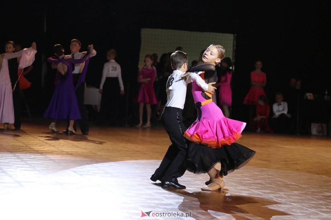 Turniej tańca O Złotą Podwiązkę [30.09.2023] - zdjęcie #82 - eOstroleka.pl