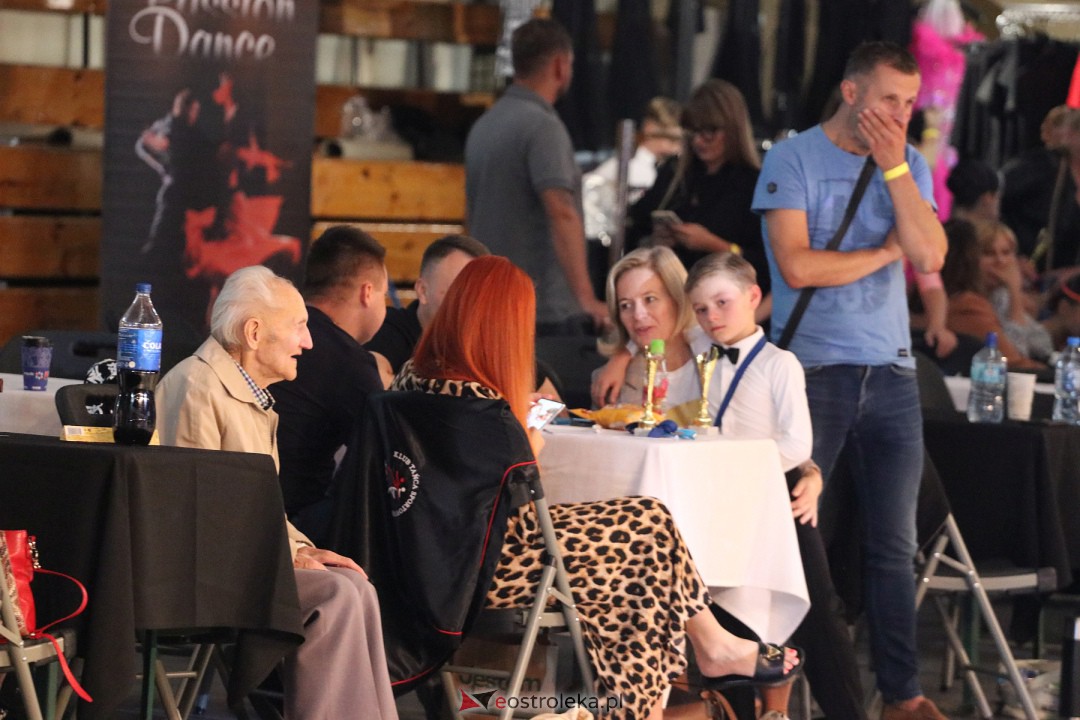 Turniej tańca O Złotą Podwiązkę [30.09.2023] - zdjęcie #274 - eOstroleka.pl