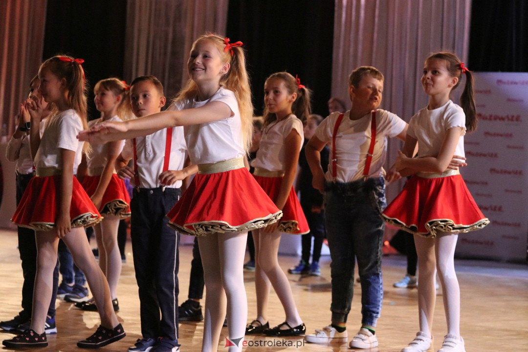 Turniej tańca O Złotą Podwiązkę [30.09.2023] - zdjęcie #163 - eOstroleka.pl