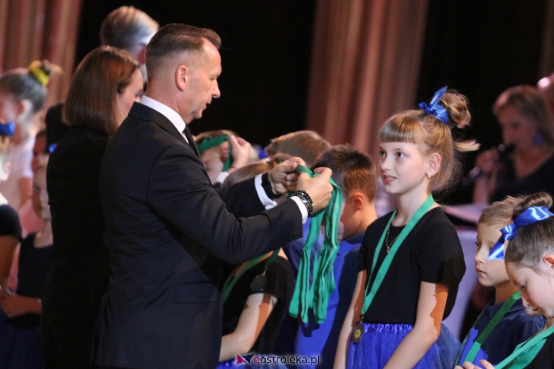 Turniej tańca O Złotą Podwiązkę [30.09.2023] - zdjęcie #89 - eOstroleka.pl