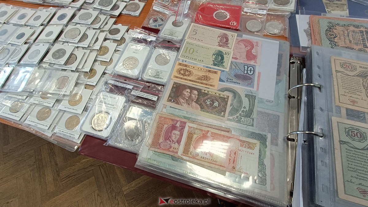 Giełda kolekcjonerska Klubu Unikat [01.10.2023] - zdjęcie #3 - eOstroleka.pl