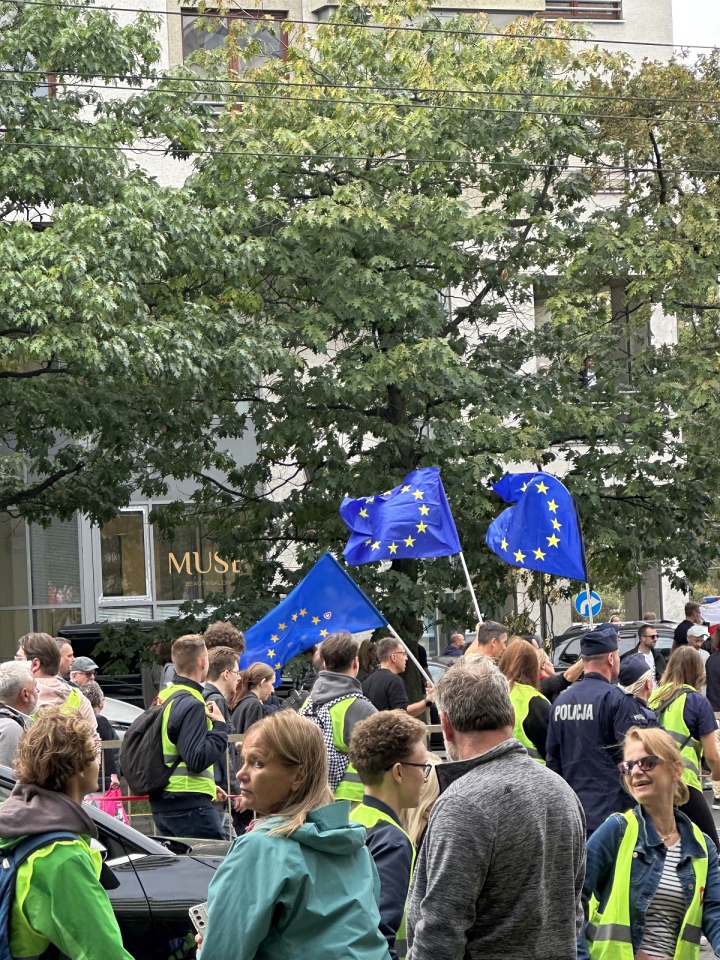 Marsz Miliona Serc 2023 [01.10.2023] - zdjęcie #10 - eOstroleka.pl