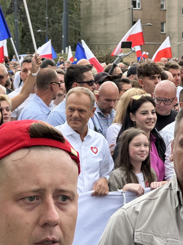 Marsz Miliona Serc 2023 [01.10.2023] - zdjęcie #7 - eOstroleka.pl
