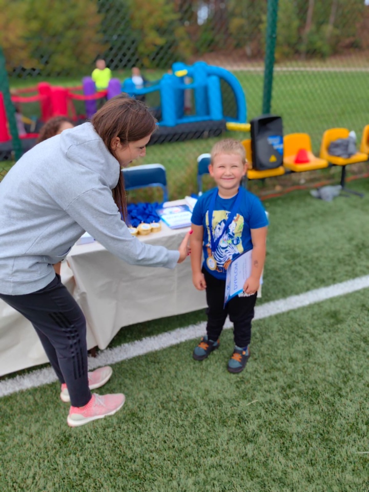 Kadzidło. Piknik sportowy dla dzieci i młodzieży z grą terenową [02.10.2023] - zdjęcie #8 - eOstroleka.pl