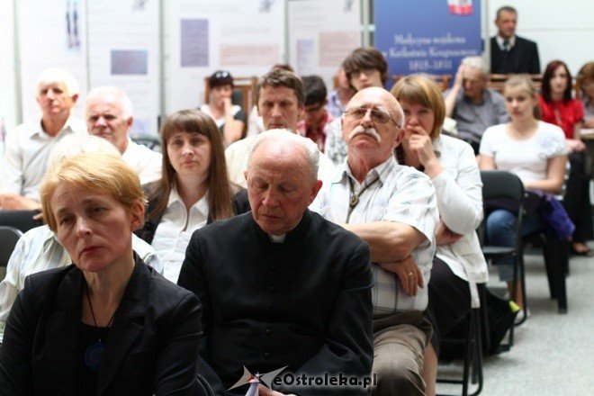 Sesja naukowa zorganizowana z okazji 180. rocznicy bitwy pod Ostrołęką 27.05.2011 - zdjęcie #15 - eOstroleka.pl