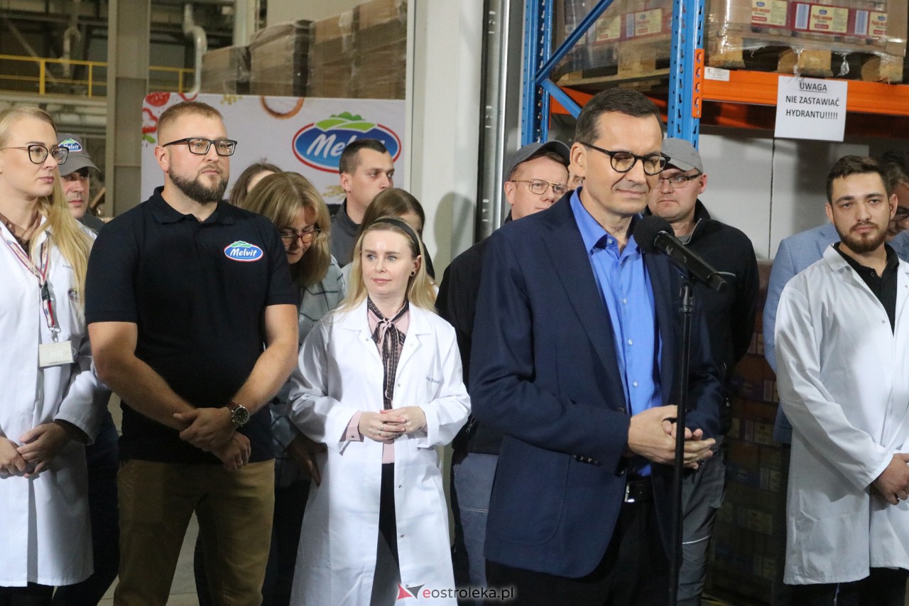 Mateusz Morawiecki w Krukach [04.10.2023] - zdjęcie #38 - eOstroleka.pl