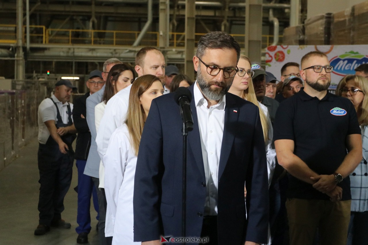 Mateusz Morawiecki w Krukach [04.10.2023] - zdjęcie #21 - eOstroleka.pl