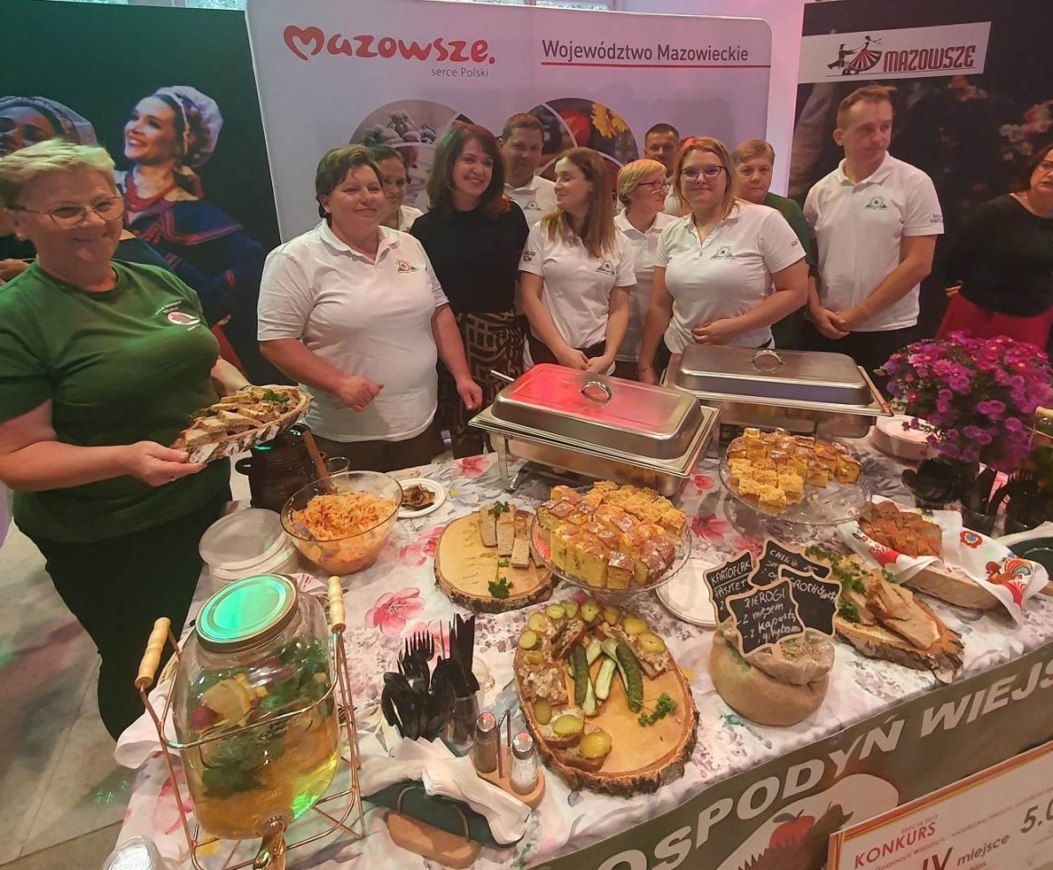 Konkurs KGW - Wyjątkowe miejsca, wyjątkowi ludzie. Wyróżnienie dla KGW Żebry-Wierzchlas [ZDJĘCIA] - zdjęcie #7 - eOstroleka.pl