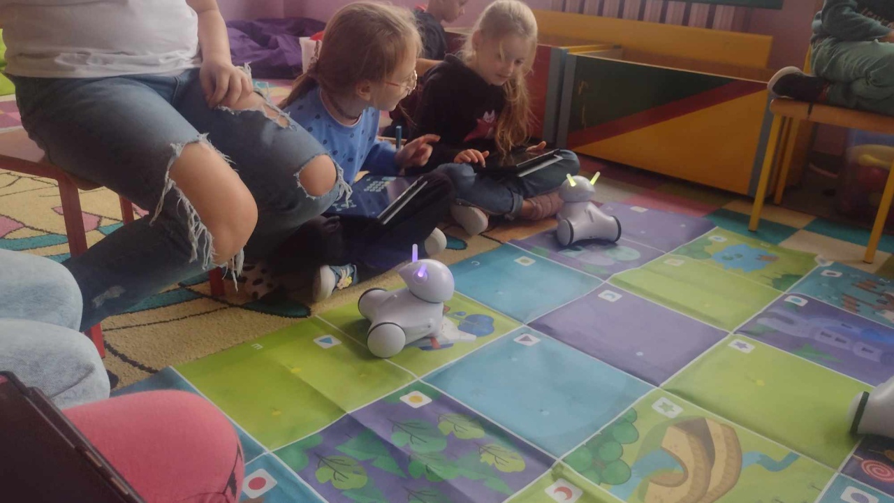 Programowanie w SP 10 [5.10.2023] - zdjęcie #4 - eOstroleka.pl