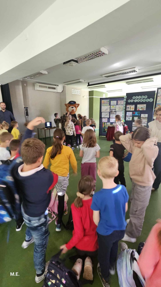 Konkurs Bezpieczna droga do szkoły w SP 10 [05.10.2023] - zdjęcie #35 - eOstroleka.pl