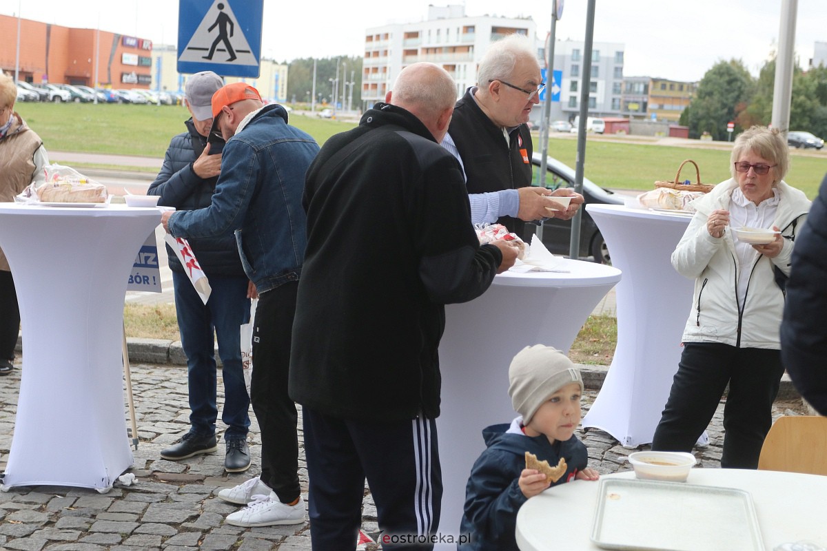 Grochówka z Mariuszem Popielarzem [06.10.2023] - zdjęcie #21 - eOstroleka.pl